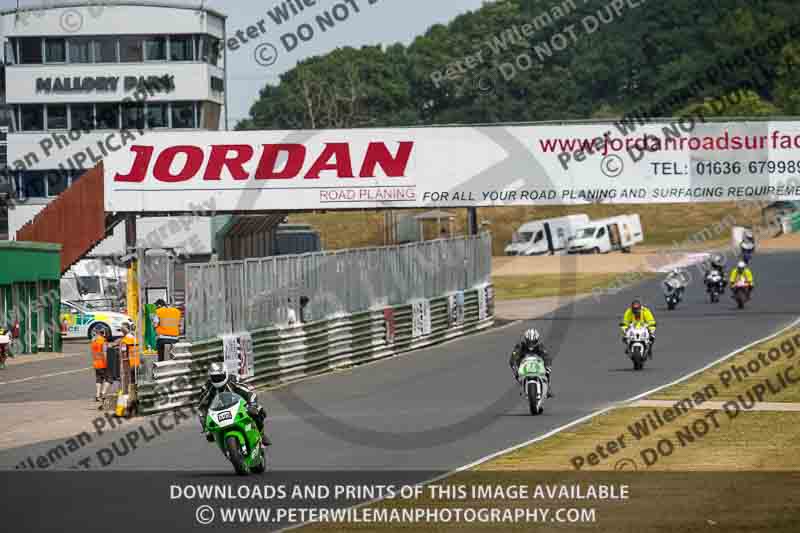 Vintage motorcycle club;eventdigitalimages;mallory park;mallory park trackday photographs;no limits trackdays;peter wileman photography;trackday digital images;trackday photos;vmcc festival 1000 bikes photographs